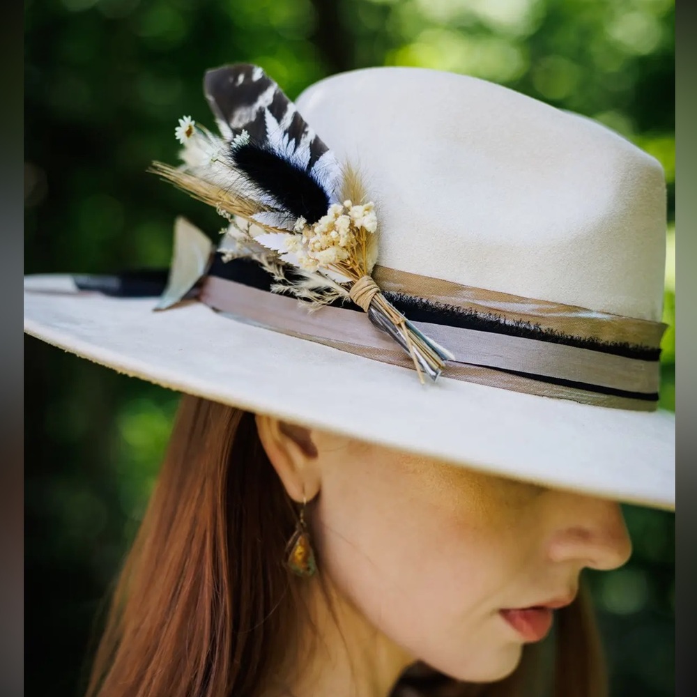 043. Floral and Feathers hat pins Nuetrals and earth tones